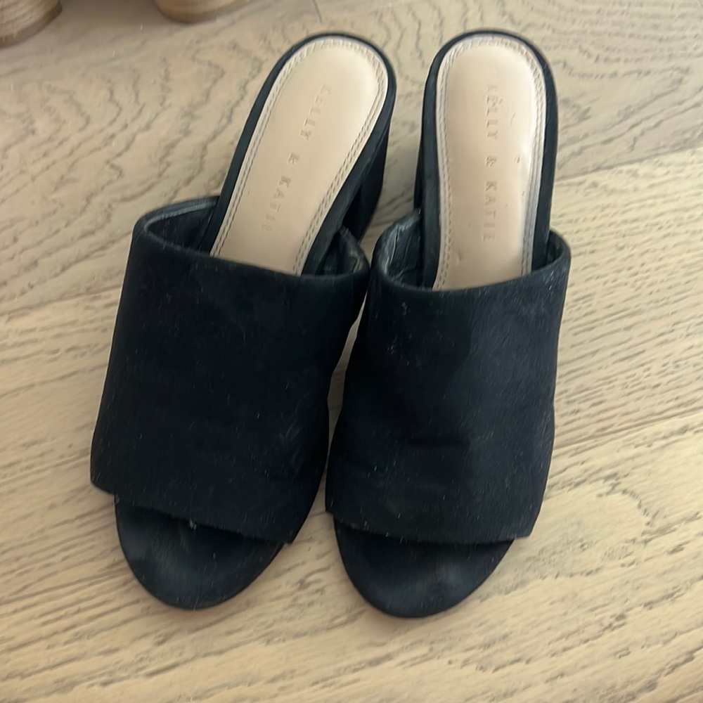 Comfortable cute black slide on heels